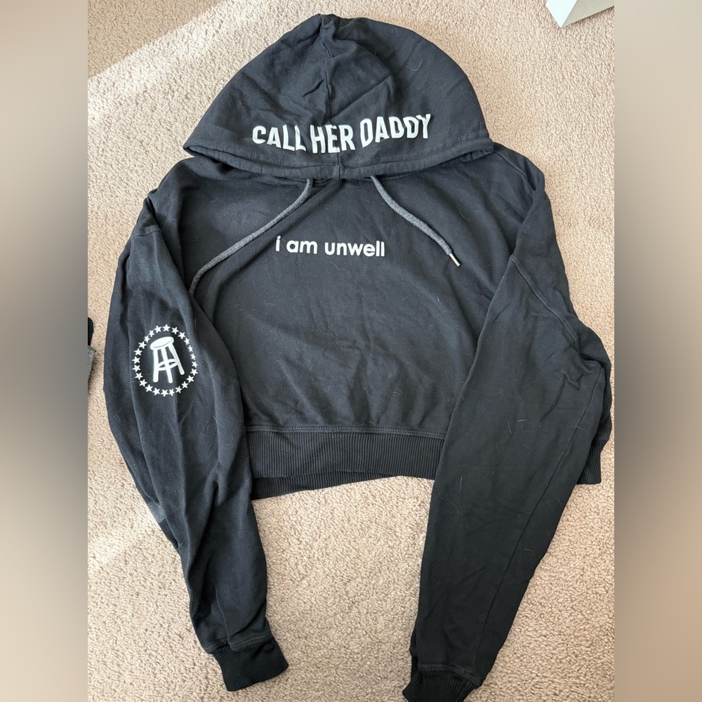 Cropped sweatshirt